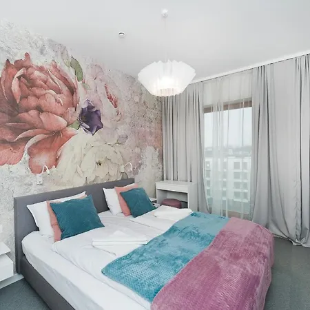 Premium In Novum City Center Near The Train Station By Sun & Snow Krakow Exterior photo