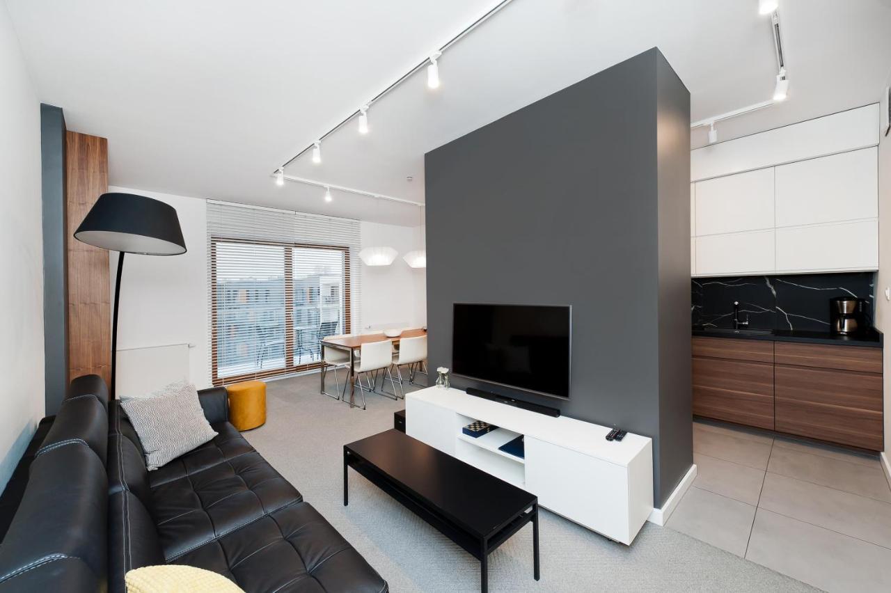 Premium In Novum Center Near The Train Station By Sun & Snow Краків